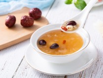 红豆红枣银耳汤的功效,红豆大枣银耳汤的营养价值及功效与作用